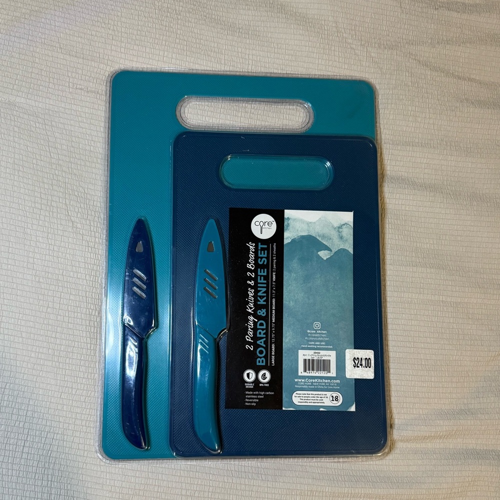 Core Kitchen Board and Knife Set